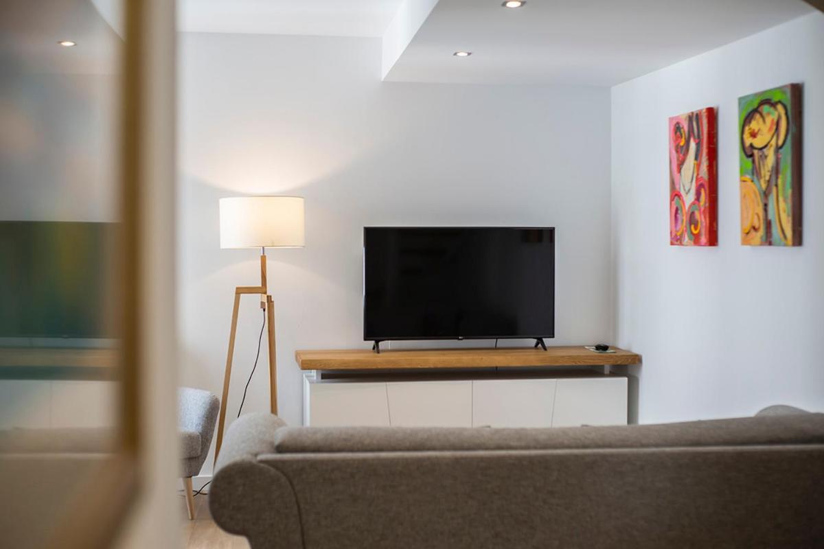 Private & Pool Goyeneta Sevilla Urban Apartment Sevilha Exterior foto